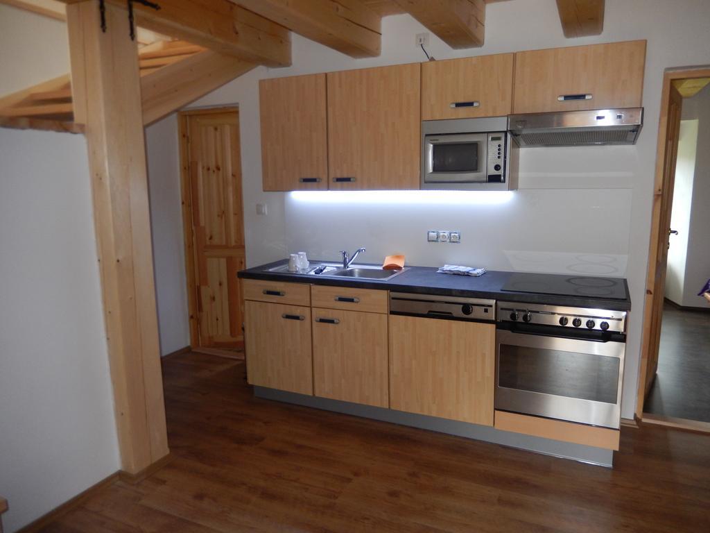 Apartment U Lochu Knovicky Ngoại thất bức ảnh