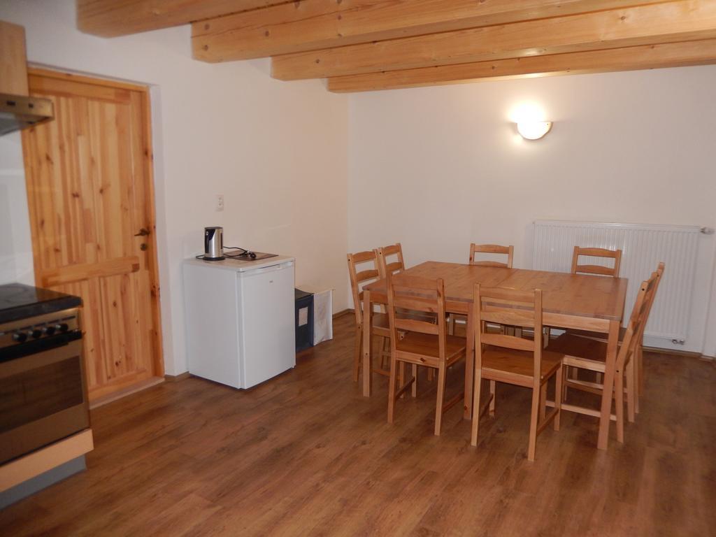 Apartment U Lochu Knovicky Ngoại thất bức ảnh